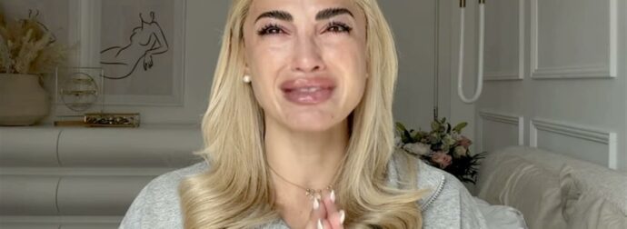 «Γιατί δεν λέμε τ’ όνομά τους; Αντιμετωπίζομαι σαν κοινή πόρνη!»: Η οργισμένη αντίδραση της Ιωάννας Τούνη λίγο πριν την απόφαση του δικαστηρίου