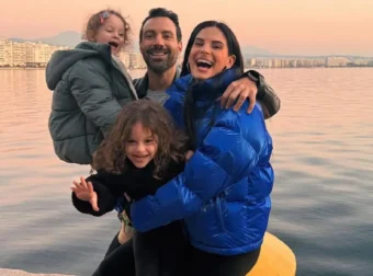 Σάκης Τανιμανίδης – Η αθώα ερώτηση των δίδυμων κοριτσιών του και η απάντηση: «Κάποτε δεν ήμουν μπαμπάς…»