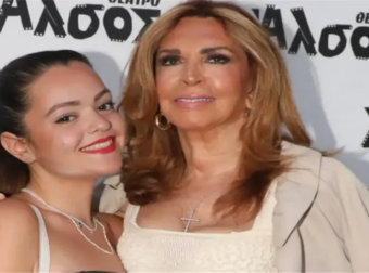 Μιμή Ντενίση: Πάσχα στο εξοχικό με τη πανέμορφη Μαριτίνα – Ο κήπος, η πισίνα και το τραπέζι που έκλεψαν τις εντυπώσεις