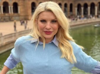 Ελένη Μενεγάκη: Τα νέα στιγμιότυπα από την Ισπανία με τον Μάκη και τη μικρή Μαρίνα