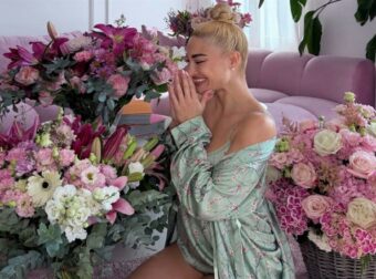 Ιωάννα Τούνη: Ποζάρει στο σαλόνι του σπιτιού της και στέλνει νέο μήνυμα – «Μέσα μου ήξερα ότι δεν παλεύω μόνο για μένα»