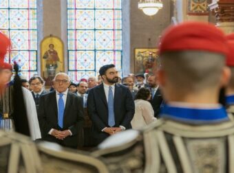 Οργή Τούρκων: Ο Μαμντάνι μίλησε για σφαγές Αρμενίων και μετά πήγε σε ελληνορθόδοξη λειτουργία τουιτάροντας «Ζήτω η Ελλάδα»