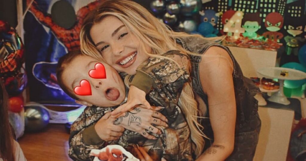 Modern Cinderella: Τρυφερές στιγμές με τον μικρό Βασίλη – Ο γιος που απέκτησε με τον Ricta