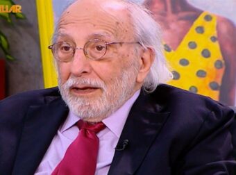 Αλέξανδρος Λυκουρέζος: «Είμαι 92 ετών και λειτουργικός» – Η αποκάλυψη για την σχέση του με την σύντροφό του