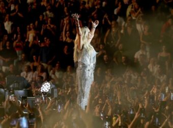 Άννα Βίσση: «Ξεφτίλισε» τους επικριτές της με μία μόνο κίνηση