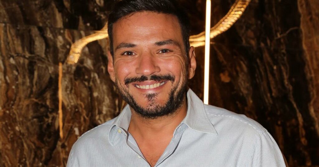 Κώστας Τσουρός: Η απάντηση του για το τι ακριβώς συνέβη στην Νάξο – Διαψεύδει τα γεγονότα περί ξυλοδαρμού