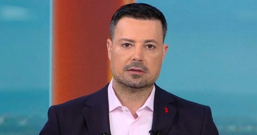 Συνεννόηση μπουζούκι στην εκπομπή του Κουσουλού: «Με ακούς γλυκό μου κορίτσι…»