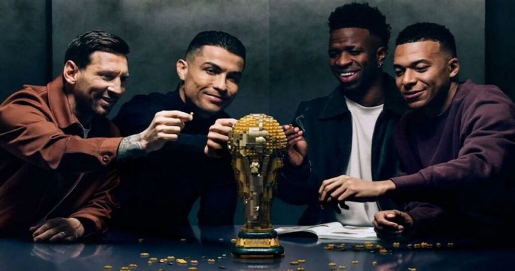 Η LEGO «χρύσωσε» Μέσι, Κριστιάνο, Βίνι και Εμπαμπέ για μια διαφήμιση – Πόσα λεφτά πήρε ο καθένας