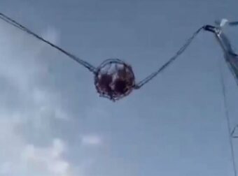 Τρόμος σε λούνα παρκ: Έσπασε ιμάντας παιχνιδιού και τραυματίστηκαν 4 άτομα (video)