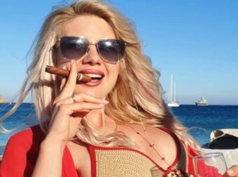 Σοφία Μαριόλα: Το «διπλό» παρελθόν, η άγνωστη ζωή στη Θεσσαλονίκη και η νέα της δουλειά στην Αθήνα που κανείς δεν περίμενε