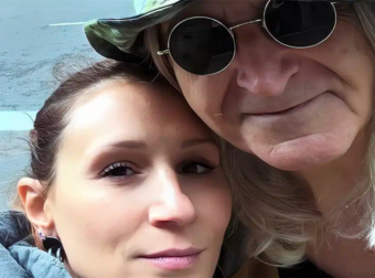 «Κουκλάκι το Καpβελάκι… Θα τρελαθώ» O γιος Φερεντίνου-Καρβέλα θα μπορούσε να είναι και μοντέλο