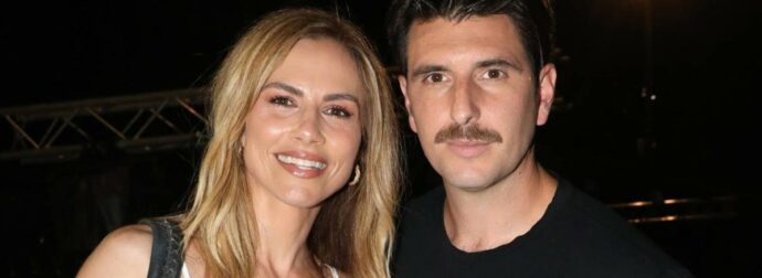 Ερωτευμένοι στη Μύκονο: Δείτε το πρώτο φιλί της Ντορέττας Παπαδημητρίου με τον Γιώργο Γεροντιδάκη