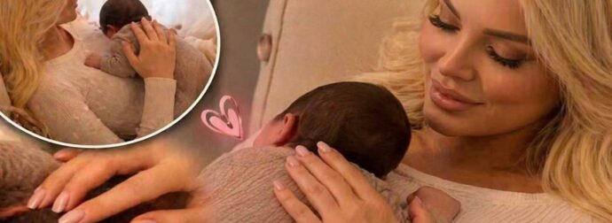 Κατερίνα Καινούργιου: Μας δείχνει το πρώτο βίντεο με το μωρό της – Έτσι χαϊδεύει την νεογέννητη Ξένια