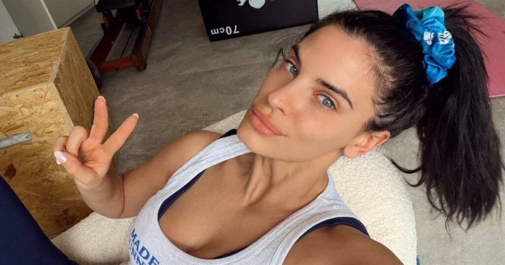 Η Χριστίνα Μπόμπα με τις φίλες της έτοιμες για να τις νοικιάσετε στα πάρτι σας