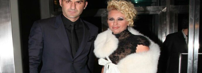 Γύριζε άυπνος με την τελευταία πτήση μόνο για να τη δει: Η άγνωστη καθημερινή θυσία του Δέλλα για τη Γωγώ Μαστροκώστα