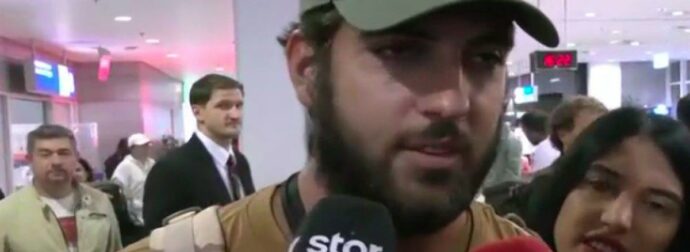 Survivor: Ο Μάνος Μαλλιαρός επέστρεψε στην Ελλάδα – Τα πρώτα του λόγια για το ατύχημα του Σταύρου Φλώρου