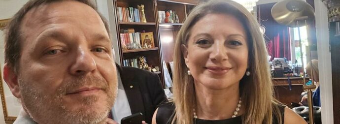 Κόμμα Καρυστιανού: Από τη Ρωσία με αγάπη – Ο υποστηρικτής του Πούτιν, ο πατροπαράδοτος, ο αντιεμβολιαστής
