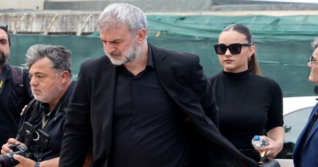 Τραϊανός Δέλλας: Αποχωρίστηκε τα τρόπαιά του για να στηρίξει εκείνους που παλεύουν για τη ζωή τους – Η άγνωστη φιλανθρωπική κίνηση