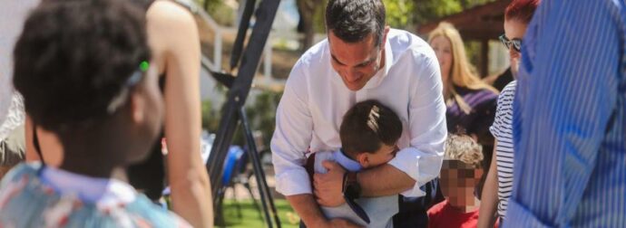 Μπράβο Αλέξη Τσίπρα: Πλήρωσε αθόρυβα για τη σωτήρια επέμβαση αφαίρεσης όγκου στον εγκέφαλο ενός 9χρονου κοριτσιού