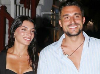 Ρουμελιώτη & Κατσούλης: Γολγοθάς «τέλος» – Έλαβαν εξιτήριο από το μαιευτήριο 1 εβδομάδα μετά τη γέννηση του γιου τους (Φωτογραφία)