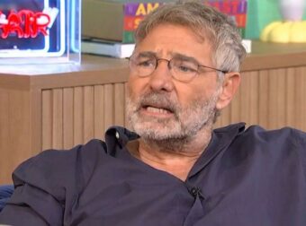 Θοδωρής Αθερίδης: Η σκοτεινή μάχη με το αλκοόλ και η μέρα που πίστεψε πως… προκάλεσε τον σεισμό του 1999 (Βίντεο)