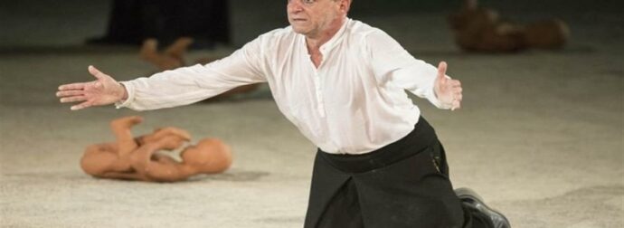 Δημήτρης Λιγνάδης: Δεν φαντάζεστε τι δουλειά κάνει σήμερα