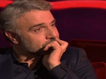 Κλάματα στον αέρα για τον Φάνη Μουρατίδη: «Κατέρρευσε» στο πλατό του «Moments» – “Άφωνη” η Ζέτα Μακρυπούλια