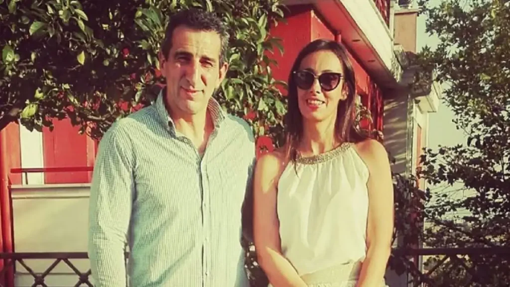 Δράμα: Συγκλονιστικές αποκαλύψεις! Με τι χτύπησε ο αστυνομικός την 45χρονη πριν την μαχαιρώσει 8 φορές με μανία
