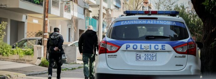Συνελήφθη αλλοδαπός με χειροβομβίδα – Πληροφορίες ότι θα «χτυπούσε» σπίτι πρώην εισαγγελέα