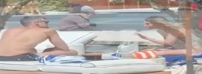 Δεν είδαν τις κάμερες και έγιναν βούκινο:  “Πλακώθnκαν” στις ξαπλώστρες, μπροστά σε όλο τον Κόσμο, Αθηνά Οικονομάκου και Μπρούνο Τσερέλα