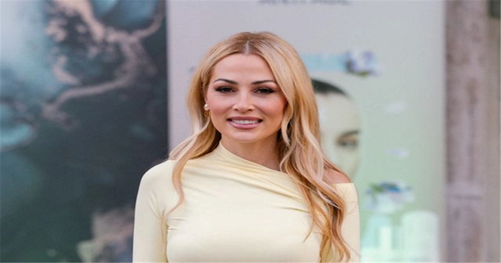 Τέλος τα μακριά μαλλιά για την Ελένη Βουλγαράκη: Αγνώριστη με καρέ για 1η φορά στα 36 – Η μεγάλη αλλαγή στην εμφάνισή της