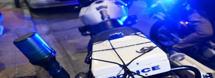 Απίστευτο περιστατικό ενδοοικογενειακής βίας: Χώρισε, έμαθε kick boxing και ταξίδεψε από τη Γερμανία στην Κρήτη για να ξυλοκοπήσει την πρώην του