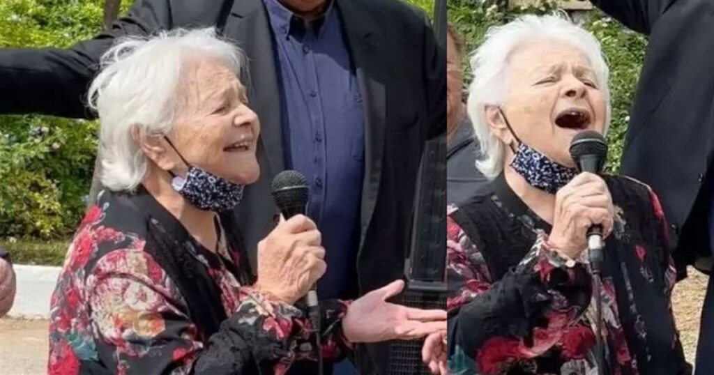 Μαίρη Λίντα: Η συγκινητική στιγμή στο Γηροκομείο Αθηνών που τραγούδησε για τελευταία φορά