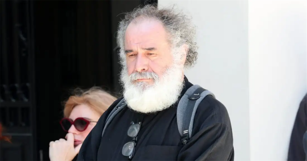 Θοδωρής Κατσαφάδος: Η εξομολόγηση για την απώλεια της συζύγου του – “Δυστυχώς δεν τα έχει όλα αυτά”