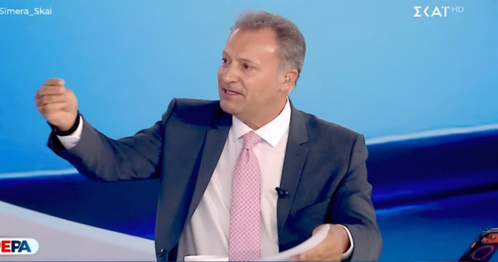 «Αυτό το πράγμα είναι τελείως αντισeξουαλικό»: Η απάντηση του Οικονόμου για το σχόλιο στη Μάρω Καρούση που θεωρήθηκε σeξιστικό