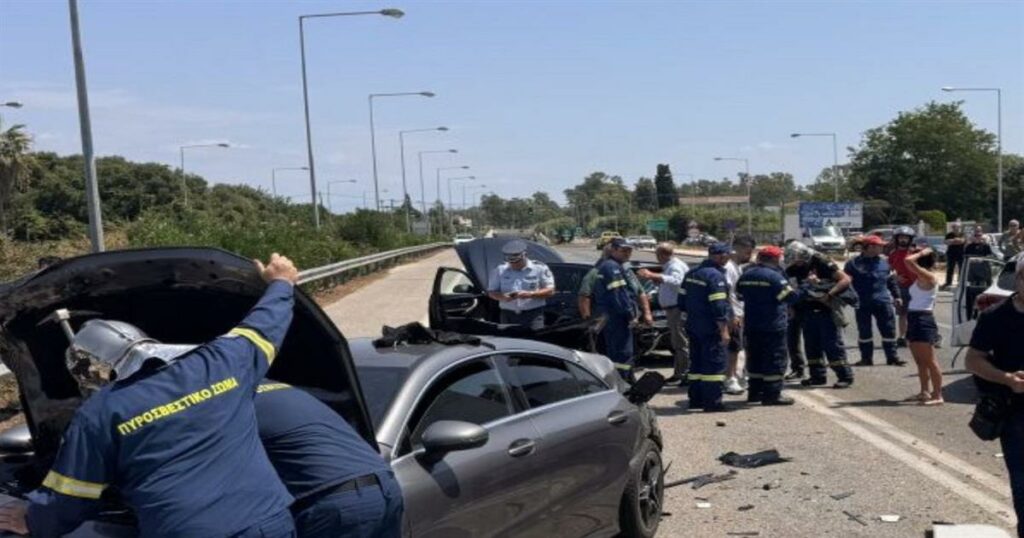 Καραμπόλα στην είσοδο της υποθαλάσσιας σήραγγας Ακτίου: Φορτηγό συγκρούστηκε με τρία αυτοκίνητα – Τρεις οι τραυματίες