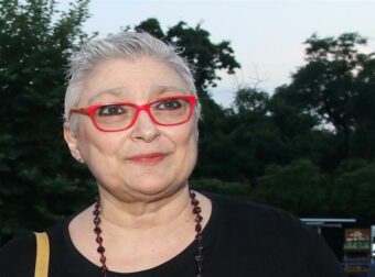 ΣΑΛΟΣ με την Αφροδίτη Μάνου: Ανέβασε αυτή την ανάρτηση την ώρα της κηδείας του Μαζωνάκη – «Ούτε αυτόν ήξερα…»