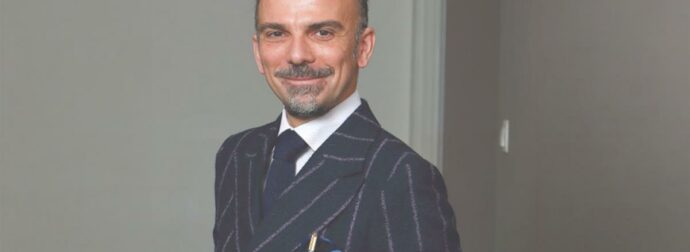 Μόλις έσκασε η νέα καταγγελία: Η βαλίτσα, οι δονhτές και η «θεραπεία» που φέρεται να πρότεινε ο γιατρός του Μαζωνάκη