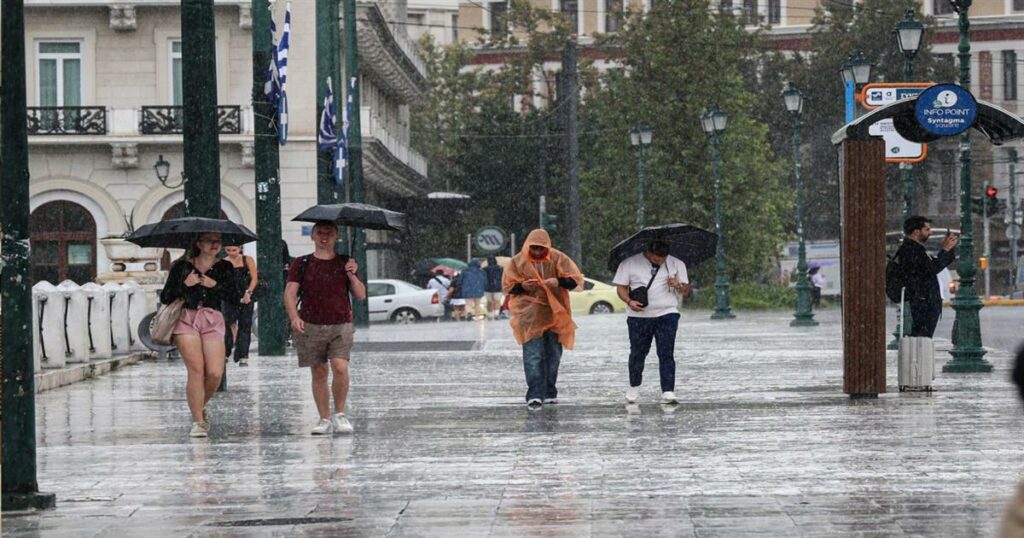 Καιρός: Νέα ψυχρή εισβολή το Σαββατοκύριακο – Πότε «χτυπά» την Αττική, πού έρχονται καταιγίδες και πόσο πέφτει η θερμοκρασία