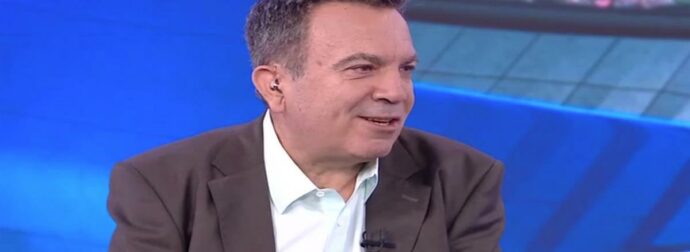 Ο Αντώνης Καρπετόπουλος αποκάλυψε πώς γνώρισε τον Γιώργο Μαζωνάκη: «Πήγα να αγοράσω ένα σπίτι του»