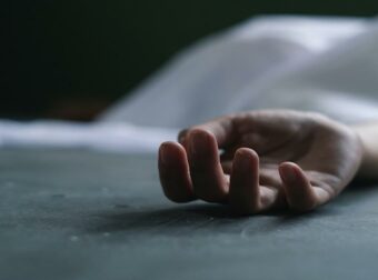 «Η αδελφή μου βασανίστηκε και δολοφονήθηκε από μια σατανιστική αίρεση θανάτου… Δεν θα σταματήσω ποτέ να κυνηγώ τους δολοφόνους της»