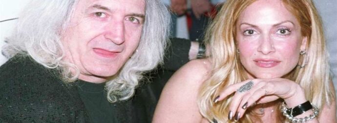 Νίκος Καρβέλας – Άννα Βίσση: Για φαγητό σε κουτούκι στην Κηφισιά – Η κομψή εμφάνιση της Ελληνίδας σταρ