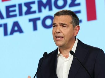 Αλέξης Τσίπρας στη Θεσσαλονίκη: Κατώτατος μισθός 1000 ευρώ το 2027, μείωση ΦΠΑ και κατάργηση τέλους επιτηδεύματος και πανελληνίων