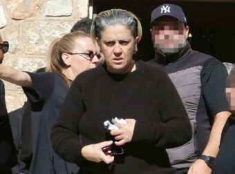 «Ανήκω σε μένα»: Η Μαρία Μαζωνάκη τραγούδησε για τον αδελφό της και αυτό που συνέβη αμέσως μετά ράγισε καρδιές