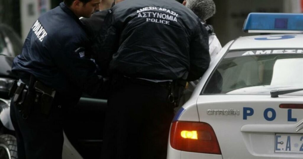 ΕΚΤΑΚΤΟ – Τραγωδία: Αστυνομικός έδωσε τέλος στη ζωή του μέσα σε λεωφορείο
