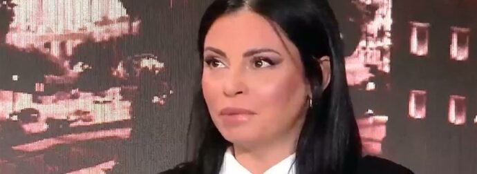 Δήμητρα Αλεξανδράκη: «Μου κατέβασε το παντελόνι και το εσώρουχο μέχρι τα γόνατα» – Μιλάει πρώτη φορά για την κακοποίηση που δέχτηκε στα 8 της