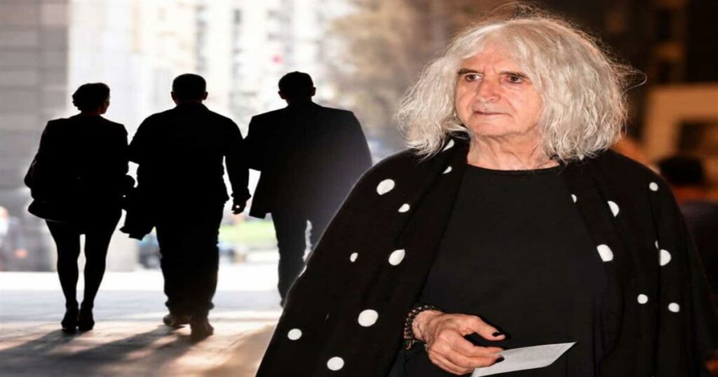 Νίκος Καρβέλας: «Εγώ δεν κάνω διαρροές, ούτε βομβαρδίζω τα ΜΜΕ, ούτε είμαι από αυτούς που φοβούνται, λυγίζουν ή υποχωρούν μπροστά σε τέτοιες ταπεινές μεθοδεύσεις»