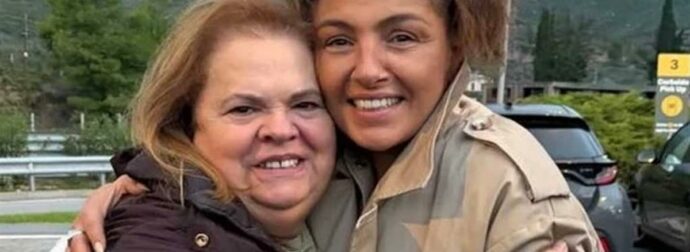 Η Έφη Θώδη συναντήθηκε με την Έλενα Παπαρίζου και την αποθέωσε